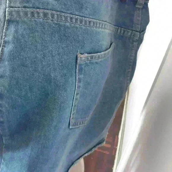 Bluenotes mini light wash 4 pocket frayed hem Demin skirt M - Picture 5 of 5